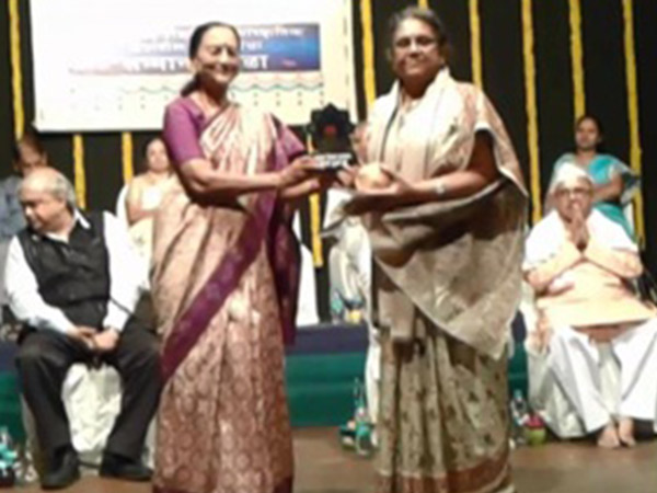 Brahman Sabha, Girgaon Award for Teacher of the Year 2015